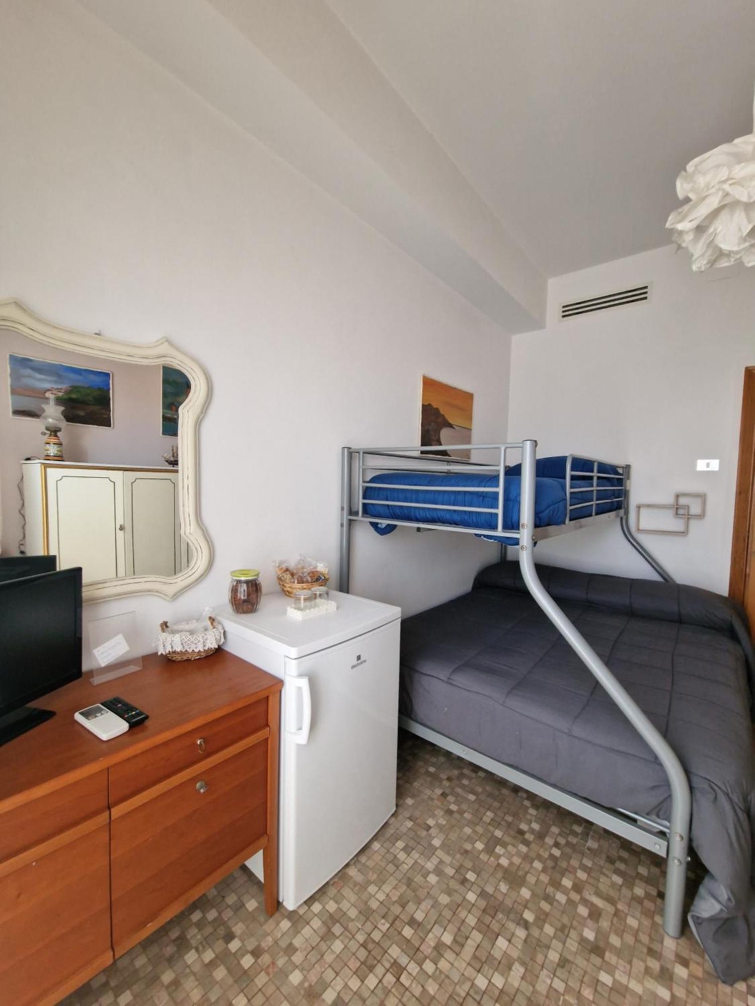 Camere Le Margherite Olbia Exterior foto